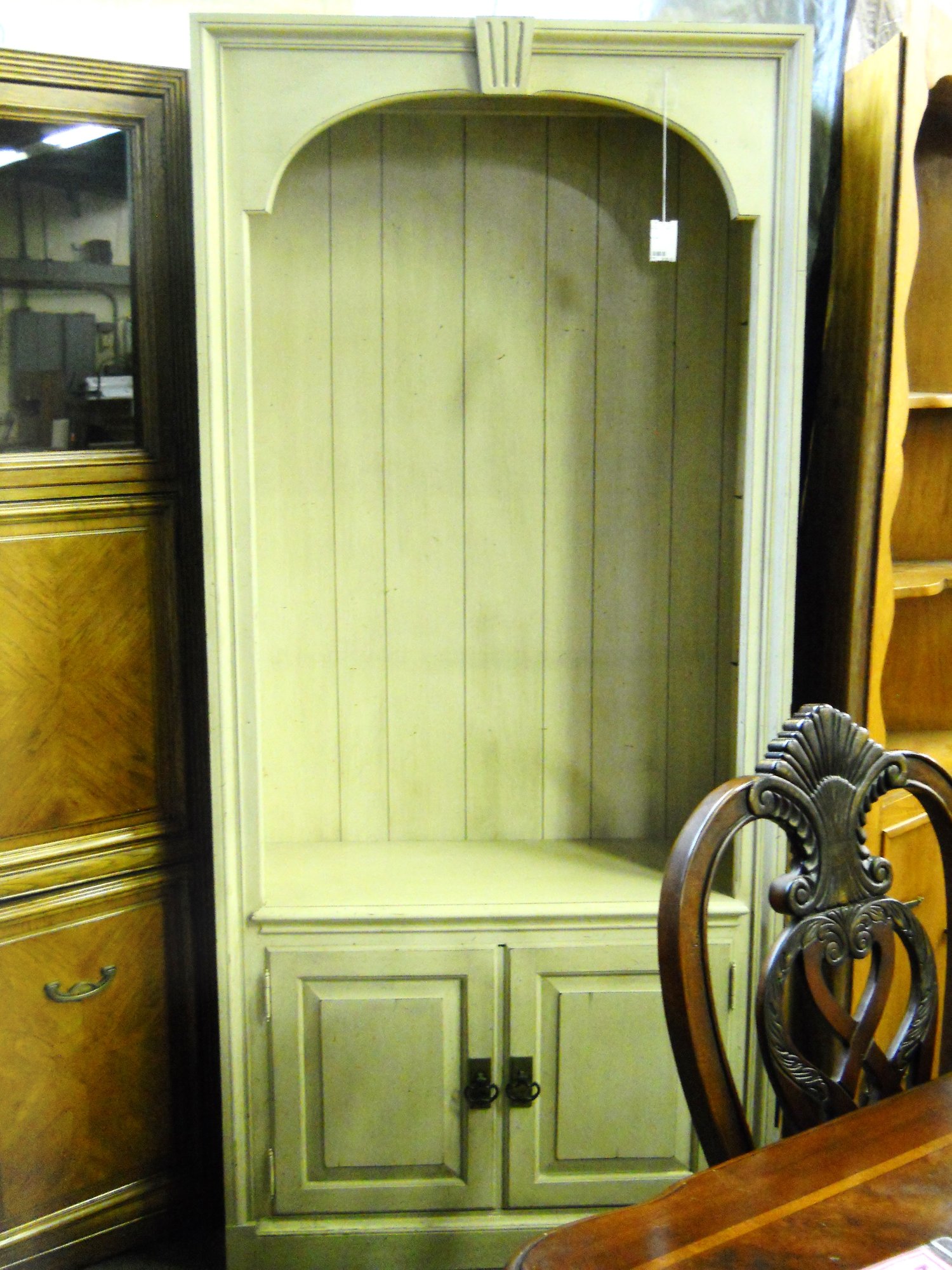 112236 Bookcase (AS IS MAKE ME AN OFFER!)